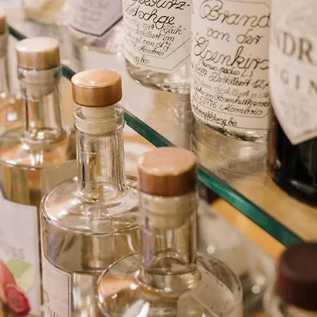 Szálloda Waldhaus 3*